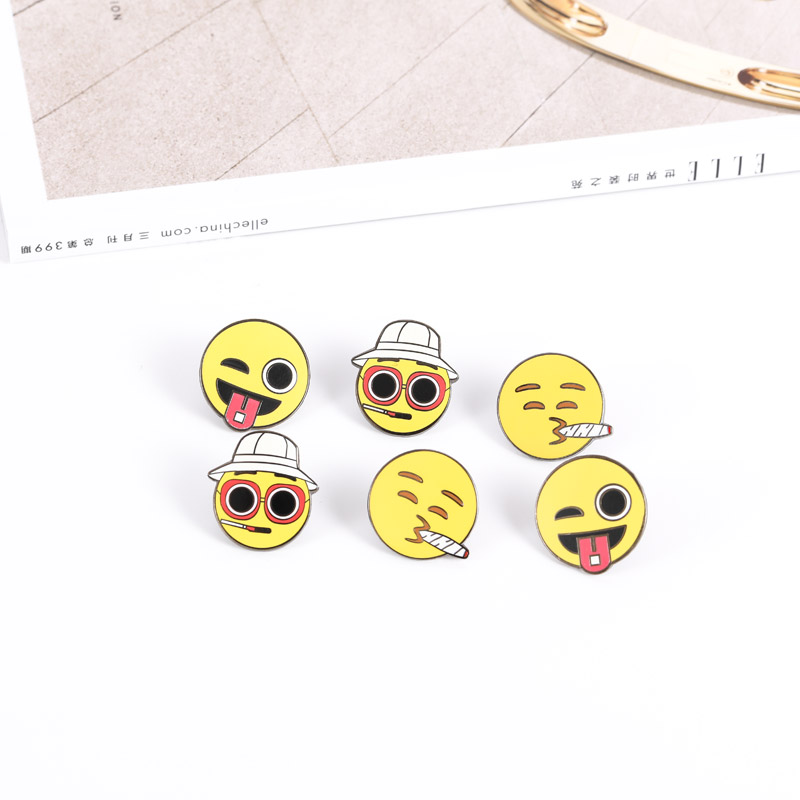 Emoji Custom Hard Enamel Pin Maker